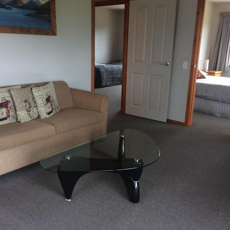 Acheron Cottages Manapouri Buitenkant foto