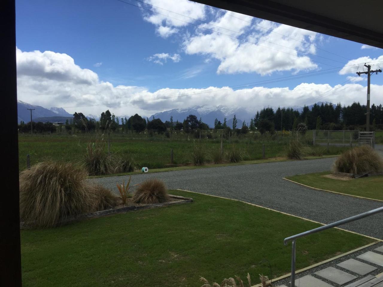 Acheron Cottages Manapouri Buitenkant foto